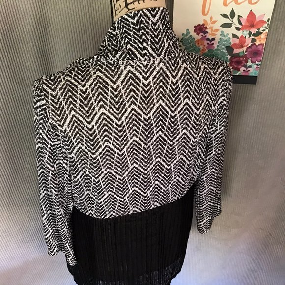 CHICO'S black white mesh kimono light cardigan 0X - Picture 5 of 14